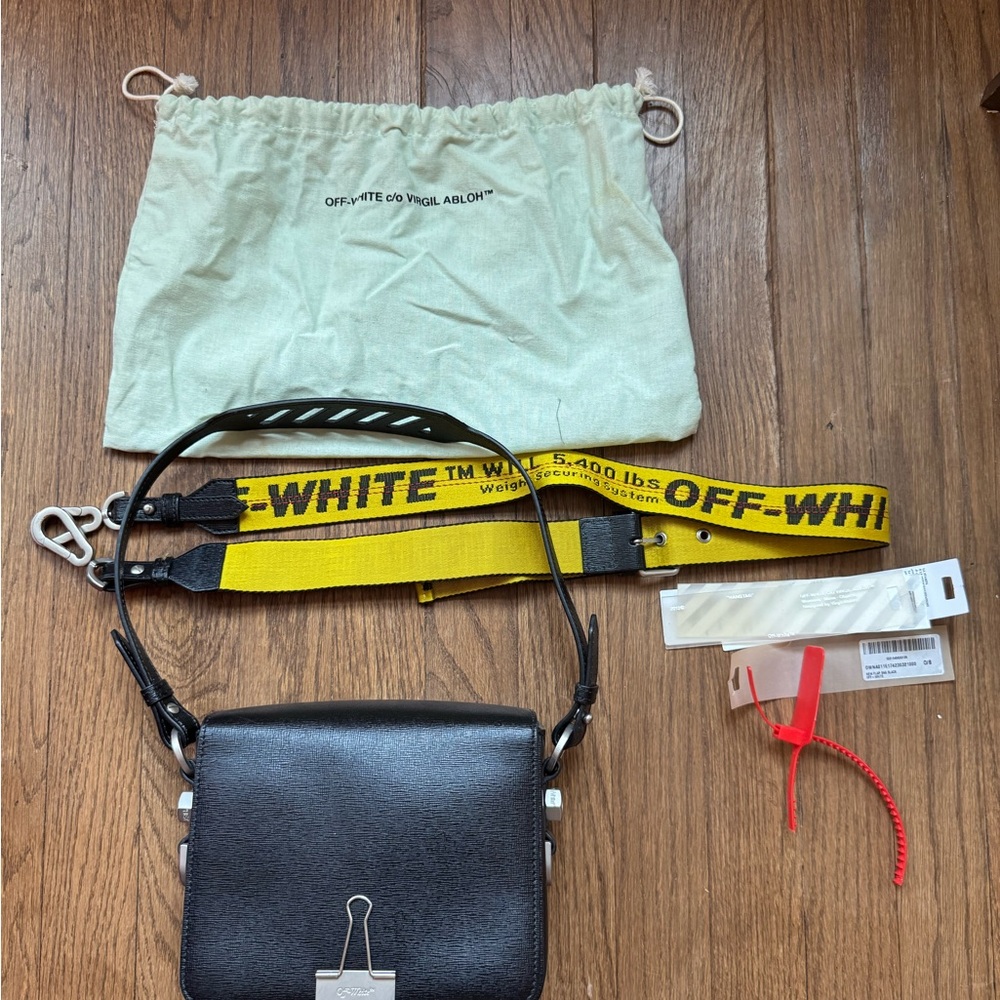 Off-White Binder Clip bag